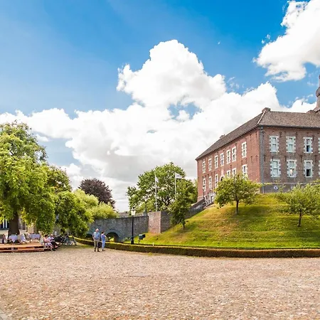 ベッド・アンド・ブレックファスト Landgoed Kasteel 3*