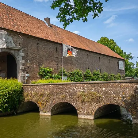 Landgoed Kasteel 3* Limbricht