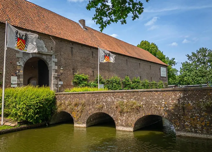 Landgoed Kasteel 3* Limbricht